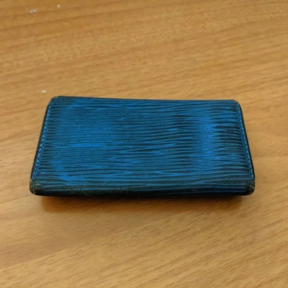 Louis Vuitton Epi Key Holder/Wallet #499💥PRICE DROP💥